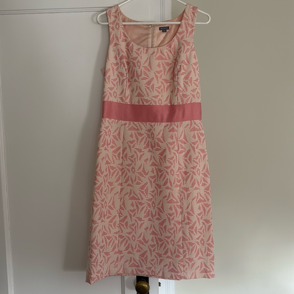 Ann Taylor peach and cream tailored dress